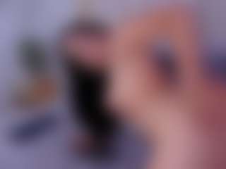 Live cam show with ZaraVesari - Lush Mature on TottyGirls