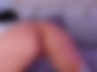 Live cam show with ZaraVesari - Average on Camsoda