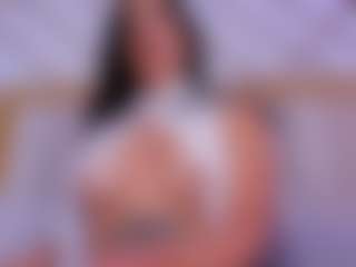 Live cam show with ZaraVesari - Average on Camsoda
