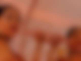 Live cam show with ZaraVesari - Mature on fapnchat