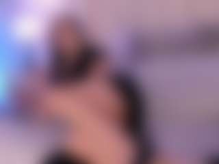 Live cam show with ZaraVesari - Blowjob Mature on Camsoda