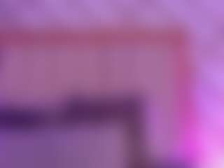 ZaraVesari MILF webcam performer live streaming