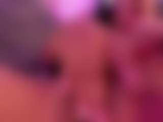 ZaraVesari MILF webcam performer live streaming