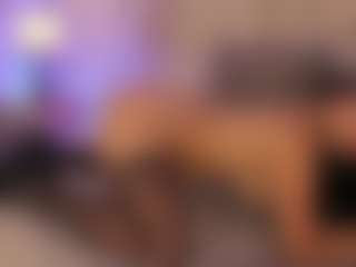 Live cam show with ZaraVesari - Mature on Camsoda