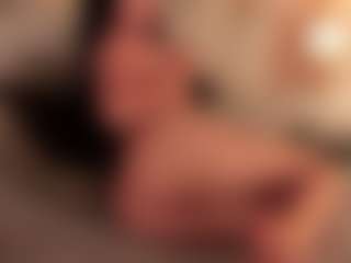 Live cam show with ZaraVesari - Cum Mature on Mixed Magazine Live