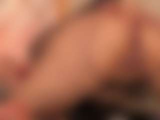 Live cam show with ZaraVesari - Brown Eyes MILF on Mixed Magazine Live