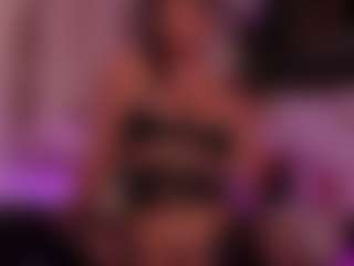 Live cam show with ZaraVesari - Mature on Soda Cam