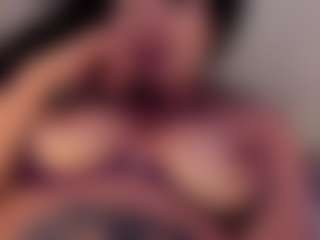 Live cam show with ZaraVesari - Middle Aged on Camsoda