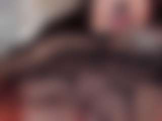 ZaraVesari MILF webcam performer live streaming