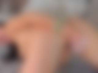Live cam show with ZaraVesari - Average on Dare Cams