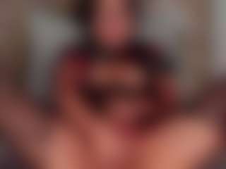 Live cam show with ZaraVesari - White MILF on xDating | colombia