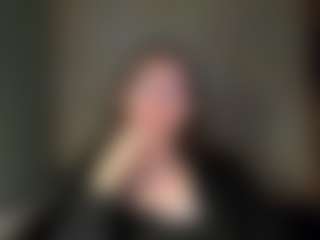 Mia's Live Sex Cam Show