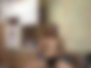 Live cam show with Mia - Cute on Gym Cam Girls