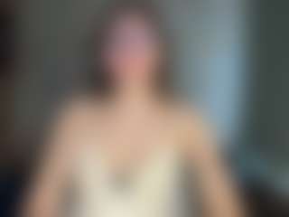 Mia's Live Sex Cam Show