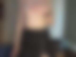 Mia's Live Sex Cam Show