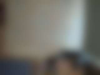 Mia's Live Sex Cam Show