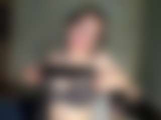 Mia's Live Sex Cam Show