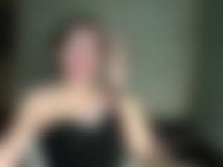 Live cam show with Mia - Granny on Mixed Magazine Live