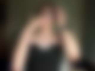 Live cam show with Mia - Granny on Mixed Magazine Live