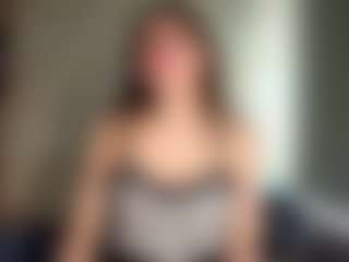 Mia's Live Sex Cam Show