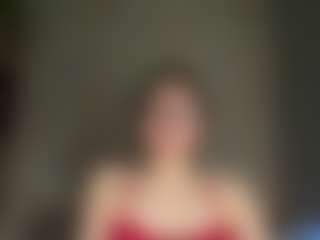 Live cam show with Mia - Bedroom Brown Hair on sexytreat.net