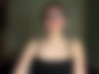 Mia's Live Sex Cam Show