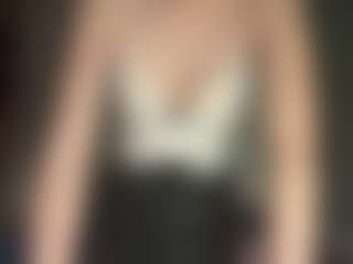 Live cam show with Mia - Spy Granny on madthumbs
