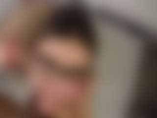 Live cam show with _sunnydaycartoon_ - Brown Eyes on livesuperchat.net