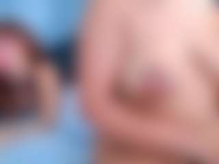 Live cam show with Alexa - Toys on StripNow
