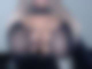 andreablackcock's Live Sex Cam Show