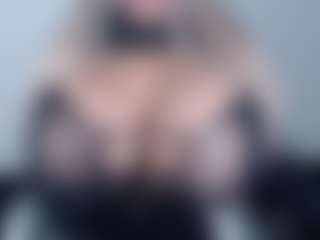 andreablackcock's Live Sex Cam Show