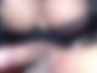 andreablackcock's Live Sex Cam Show