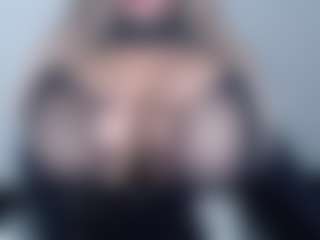 andreablackcock's Live Sex Cam Show