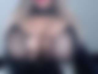 andreablackcock's Live Sex Cam Show