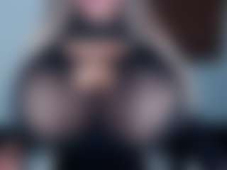 andreablackcock's Live Sex Cam Show