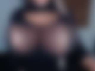 andreablackcock's Live Sex Cam Show