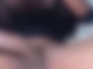 Live cam show with andreablackcock - Brown Eyes on Camsoda