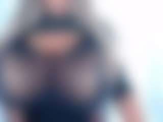 Live cam show with andreablackcock - Brown Eyes on Camsoda