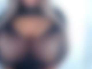 Live-camshow met andreablackcock - Drinking op Camsoda
