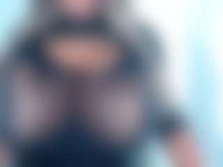 Show live cam dengan andreablackcock - Smoking di Camsoda