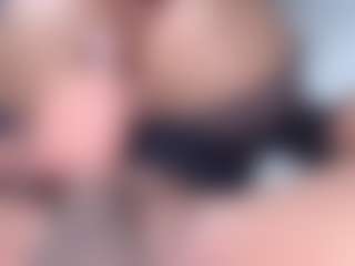 andreablackcock's Live Sex Cam Show