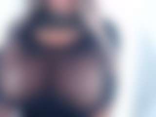 Live cam show with andreablackcock - Tease on Dare Cams