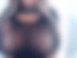 Live cam show with andreablackcock - Smoking on xxxlivecams.org