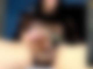 Live cam show with michelle25bigcock - Tease on wildcum.com
