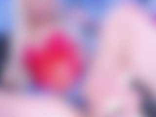 Live cam show with Emma-kell - Nipple Piercings on sexytreat.net