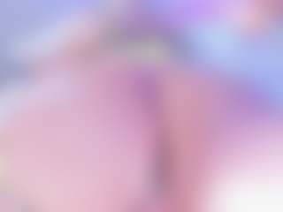Live cam show with Emma-kell - Athletic MILF on Cam Slut