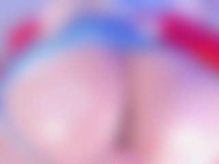 Live cam show with Emma-kell - Athletic MILF on SinfulBabes
