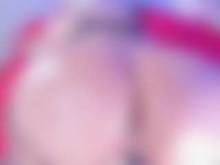 Live cam show with Emma-kell - White on CamClone | colombia