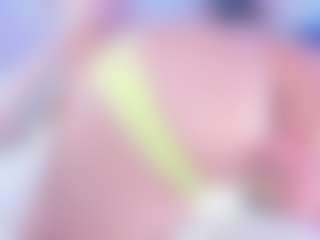 Live cam show with Emma-kell - Strapon on realtime-chat
