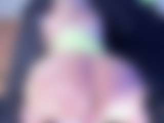 Live cam show with Emma-kell - Blonde Hair Middle Aged on camwithhim.com